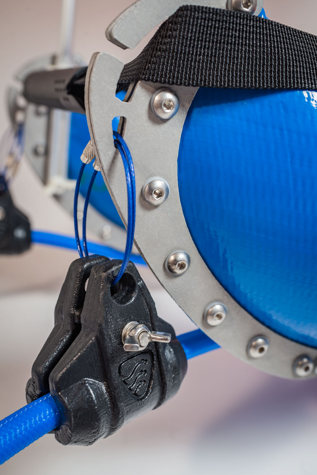 step_dive_product_1068x1600_raft_detail_01